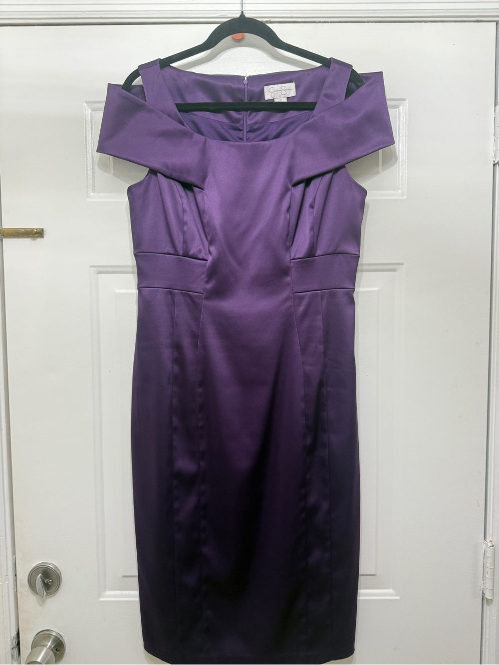 Jessica Simpson Purple Satin Unique Elegant Shoulder lined Sheath Dress 12